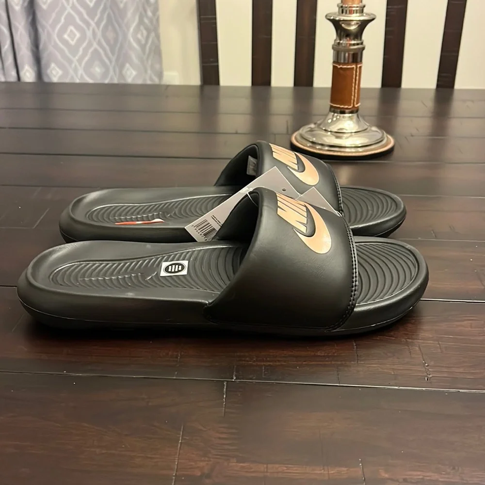 Nike Victori One Slides Sandals Shoes new CN9677 001 black bronze Women’s Size 8